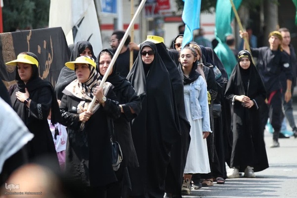 عزاداری خیابانی دانش‌آموزان و فرهنگیان ارومیه‎