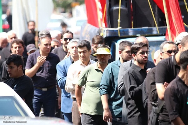 عزاداری خیابانی دانش‌آموزان و فرهنگیان ارومیه‎