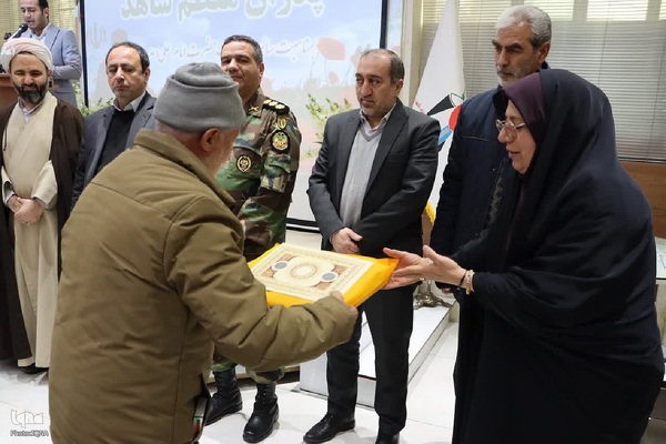 برگزاری همایش تجلیل و تکریم از پدران معظم شهدا در آذربایجان غربی‎