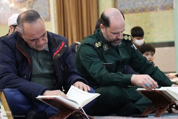 محفل انس با قرآن کریم در تکاب