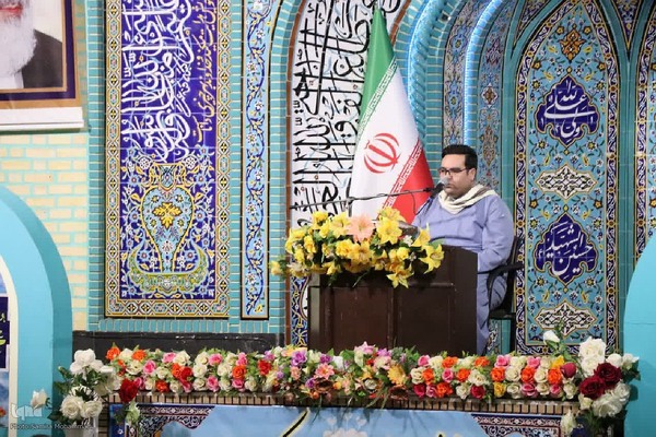 محفل انس با قرآن کریم در تکاب