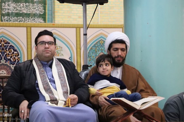 محفل انس با قرآن کریم در تکاب