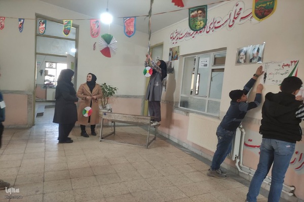 آذین‌بندی مدارس آذربایجان‌غربی