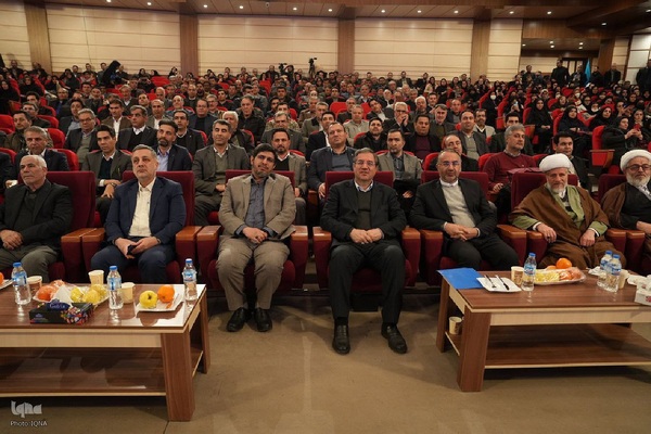 جشن خودکفایی ۳۰۰۰ مجری طرح‌های اشتغال تحت حمایت کمیته امداد‎