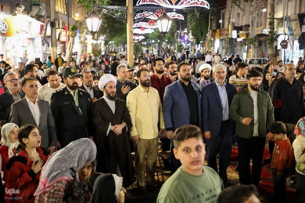 پیاده‌راه خوی میزبان جشن باشکوه دهه کرامت‎