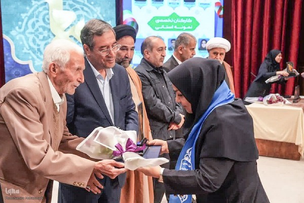تجلیل از معلمان نمونه آذربایجان‌غربی‎
