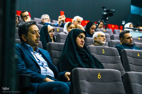 محفل شعر «بیت هشتم» در ارومیه‎