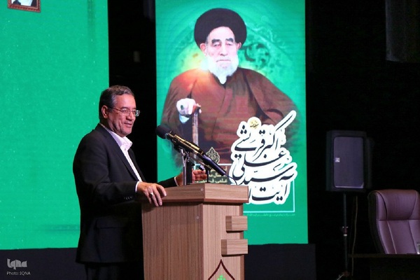 برگزاری آیین نکوداشت ۸۰ سال مجاهدت علمی، فرهنگی و اجتماعی آیت‌الله سیدعلی اکبر قریشی در ارومیه‎