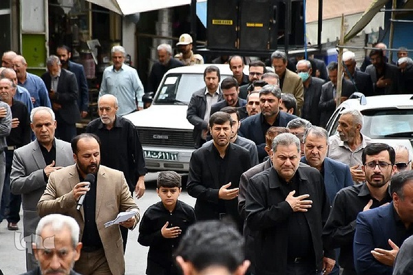 عزاداری خیابانی مردم ماکو در سالگرد عروج امام خمینی(ره)‎