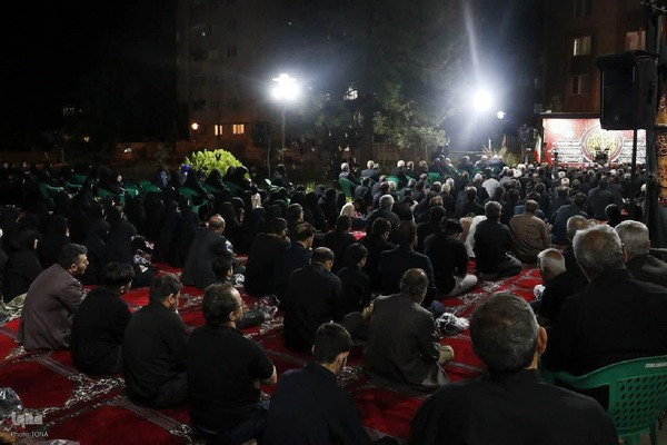 اولین شب از مراسم عزاداری دهه دوم محرم در خوی‎