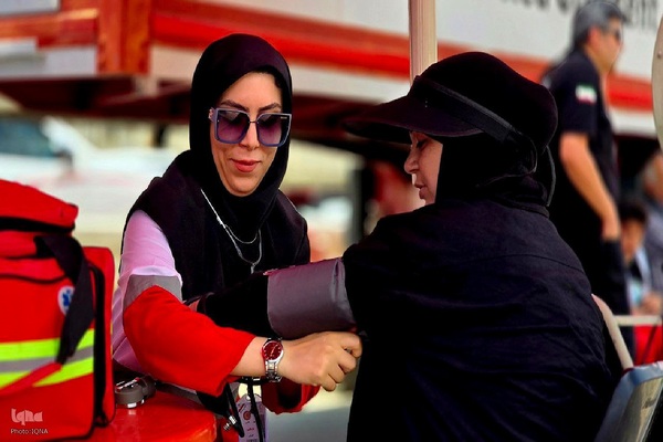 جوانان ایثارگر جمعیت هلال احمر آذربایجان غربی، در خدمت زائران اربعین‎