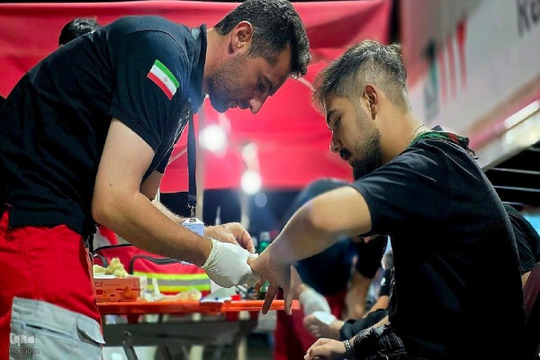 جوانان ایثارگر جمعیت هلال احمر آذربایجان غربی، در خدمت زائران اربعین‎