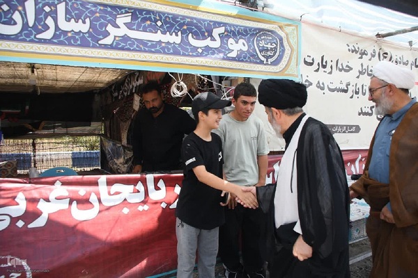 بازدید نماینده ولی فقیه در آذربایجان غربی از روند ارائه خدمات به زائران اربعین در تمرچین‎