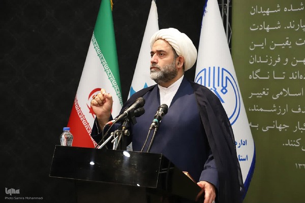 محفل شعر بزرگداشت بانوان مقاومت در ارومیه‎