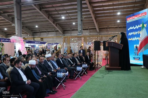 افتتاح نمایشگاه پوشاک گوهرشاد در ارومیه