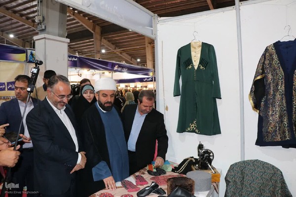 افتتاح نمایشگاه پوشاک گوهرشاد در ارومیه