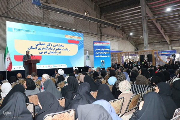 افتتاح نمایشگاه پوشاک گوهرشاد در ارومیه