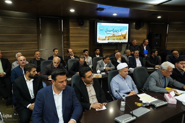 نشست رئیس‌جمهور با فعالان سیاسی آذربایجان‌غربی‎