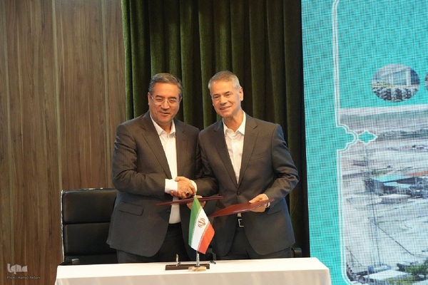 نشست رئیس‌جمهور پزشکیان با سرمایه‌گذاران و فعالان اقتصادی آذربایجان‌غربی