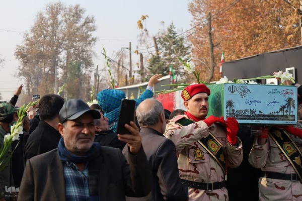 تجدید میثاق مردم ارومیه با شهدای دفاع مقدس‎
