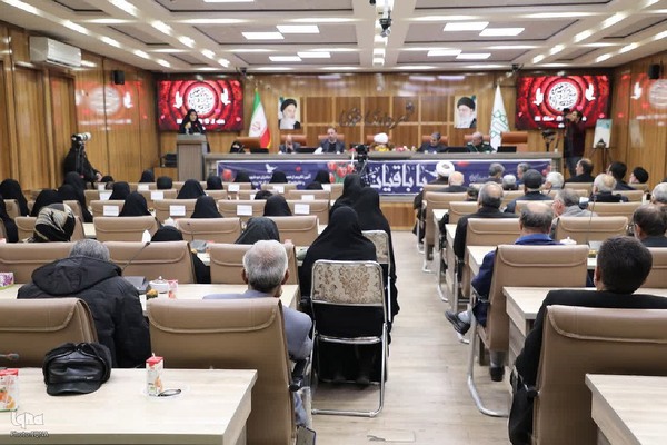 تجلیل از مادران و همسران شهدا در خوی‎