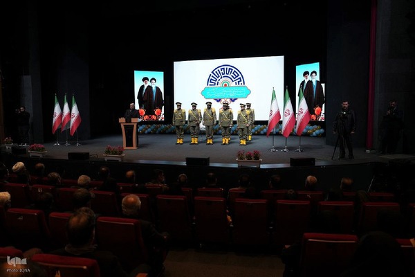 برگزاری همایش ایران قوی با حضور دریادار ایرانی در آذربایجان‌غربی‎