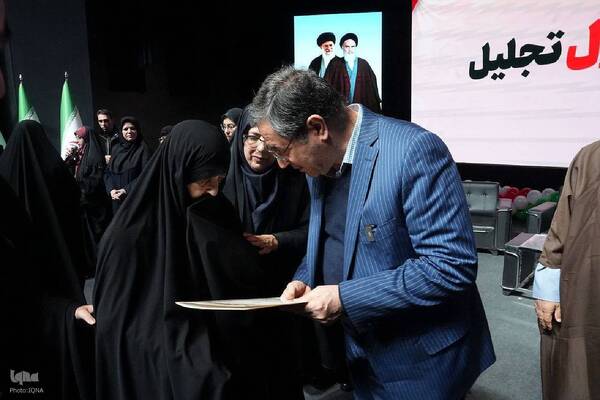 رویداد استانی روشنای مهر و آیین تجلیل از بانوان تأثیرگذار آذربایجان‌غربی‎