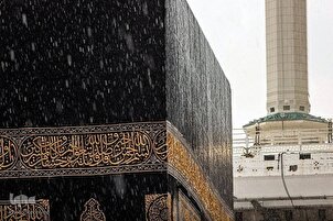 Ramadan 2023: la Mecca sotto la pioggia