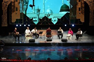 د مصطفی(ص) د میډال او جایزې دډالۍ کولو دستورې