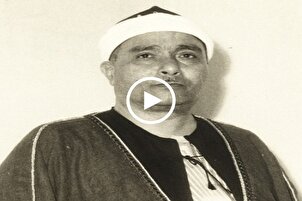 Mısırlı kâri Mustafa İsmail'in ezan okuması