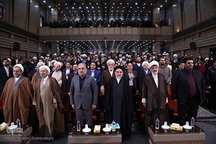 اٹھتالیسویں قرآنی مقابلوں کے معارف مقابلوں کی اختتامی تقریب